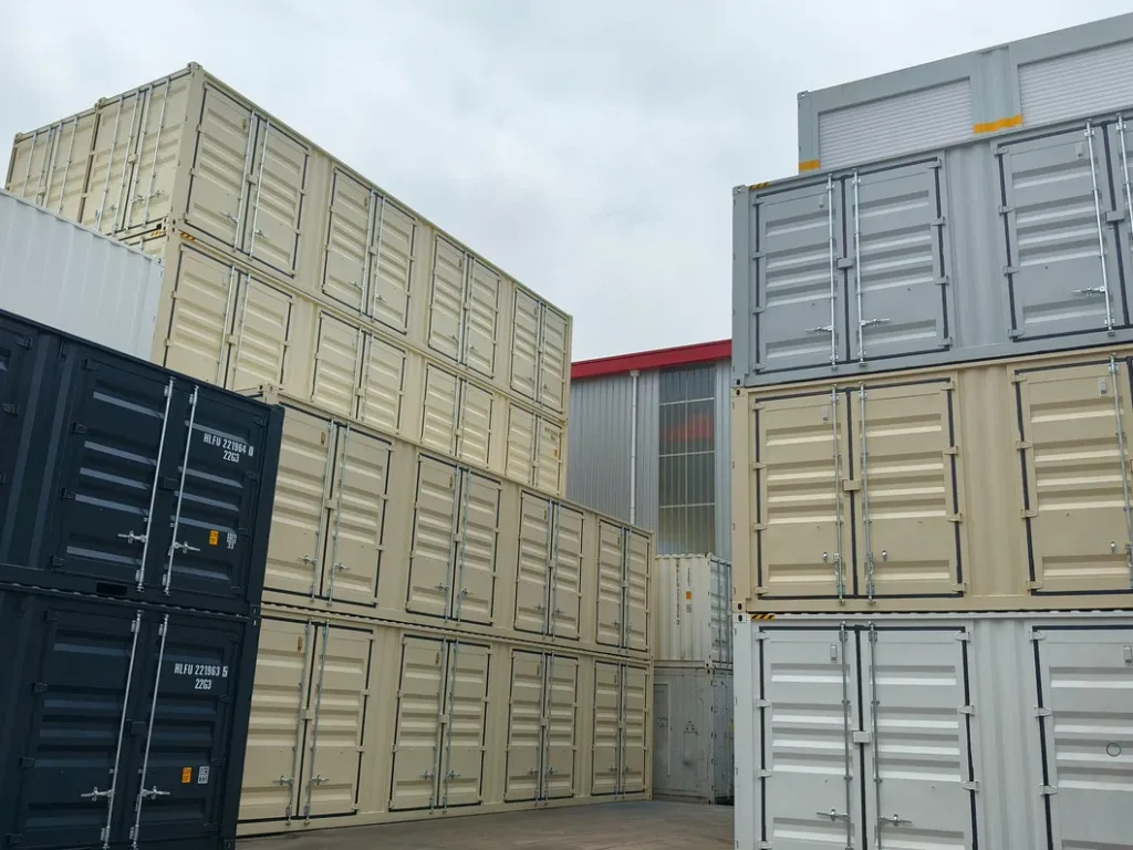 40ft open side container with side doors open